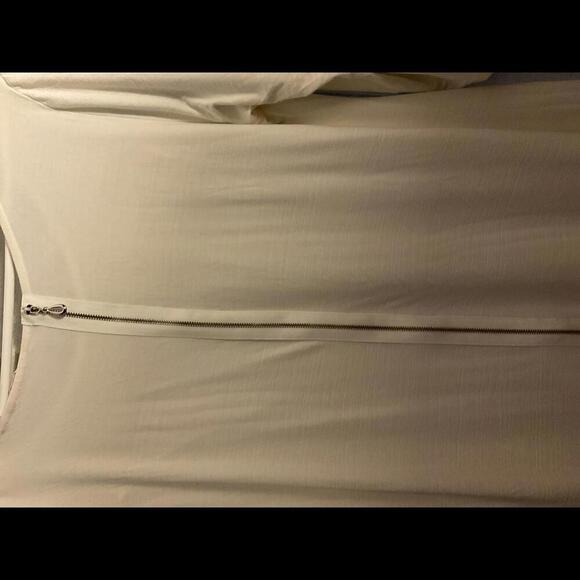 Soft Surroundings Cream tunic with Zipper Back Large - Picture 7 of 7